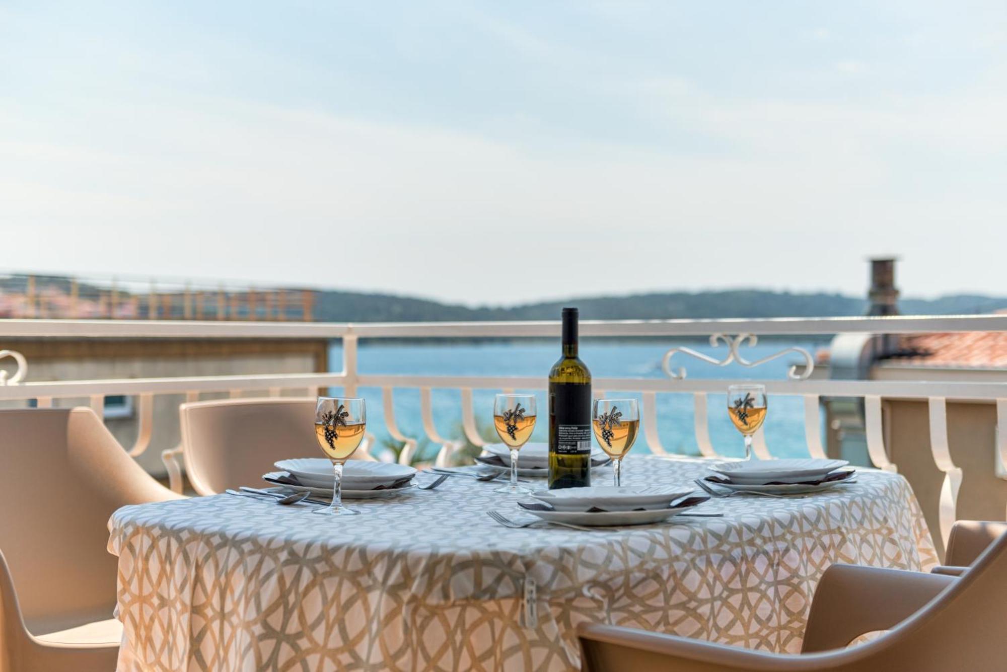 Villa Daniela Trogir Buitenkant foto